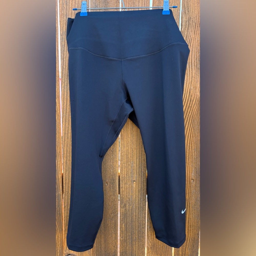 The Nike One Tight Fit Performance Leggings. 1X